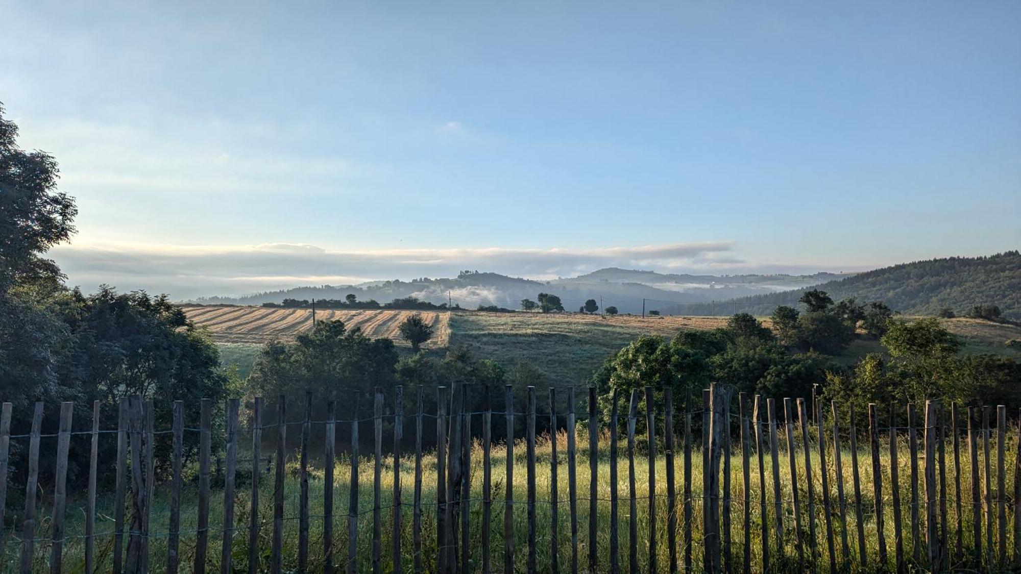 La Grange, Le Hameau Des Volcans - Deconnexion Face A La Vue Saint-Just-pres-Brioude Eksteriør billede